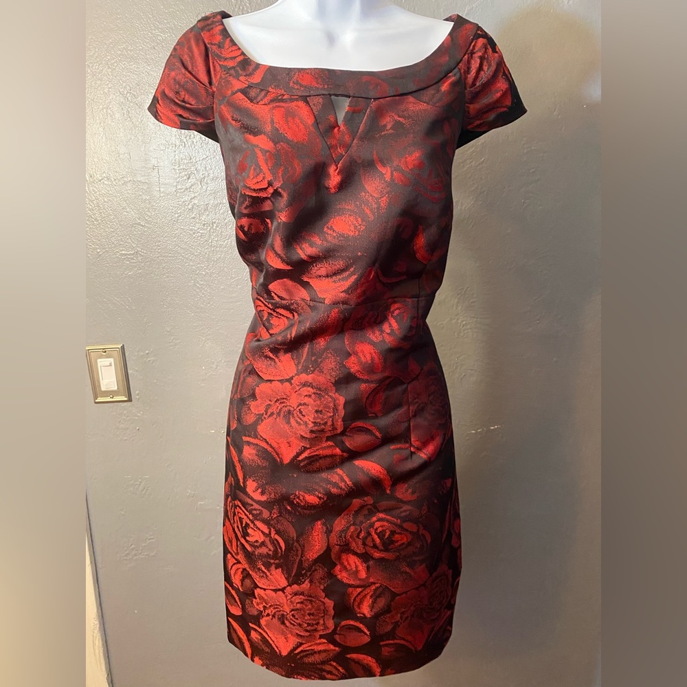 LIZ CLAIBORNE Black and red jacquard Rose Pattern Dress